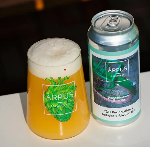 Arpus X Blood Brothers TDH Peacharine X Taiheke X Riwaka IPA 440ml (6.5%) - Image 2